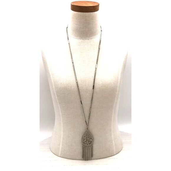 Vintage Silver tone Teardrop Filigree Pendant Necklace With Chain Fringe - Picture 6 of 8